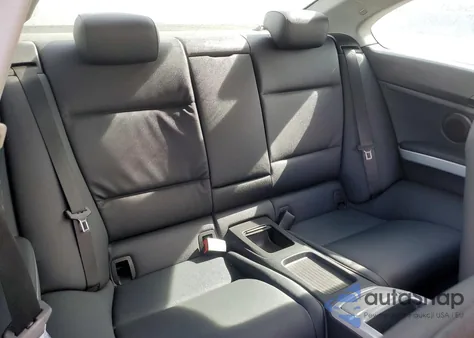 2009 BMW 328 Xi z USA, uszkodzony, nr VIN WBAWC33539P470082